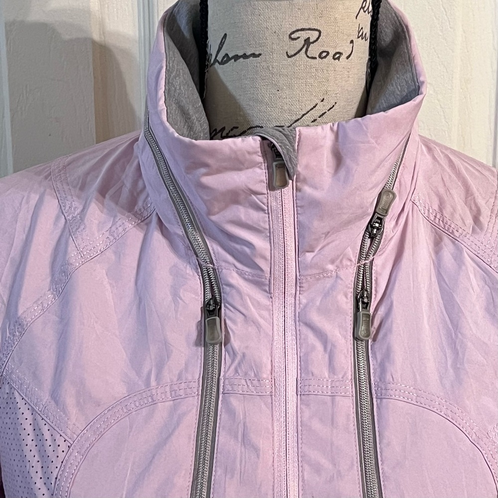 Lululemon Run: Record Breaker Jacket - Picture 4 of 14